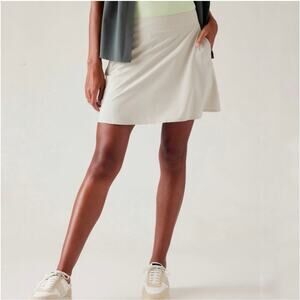 Athleta Brooklyn Heights Abalone Grey Light Khaki High Rise Skort Shorts 18